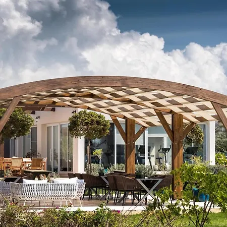 Thalassa Beach Bafra One Bed